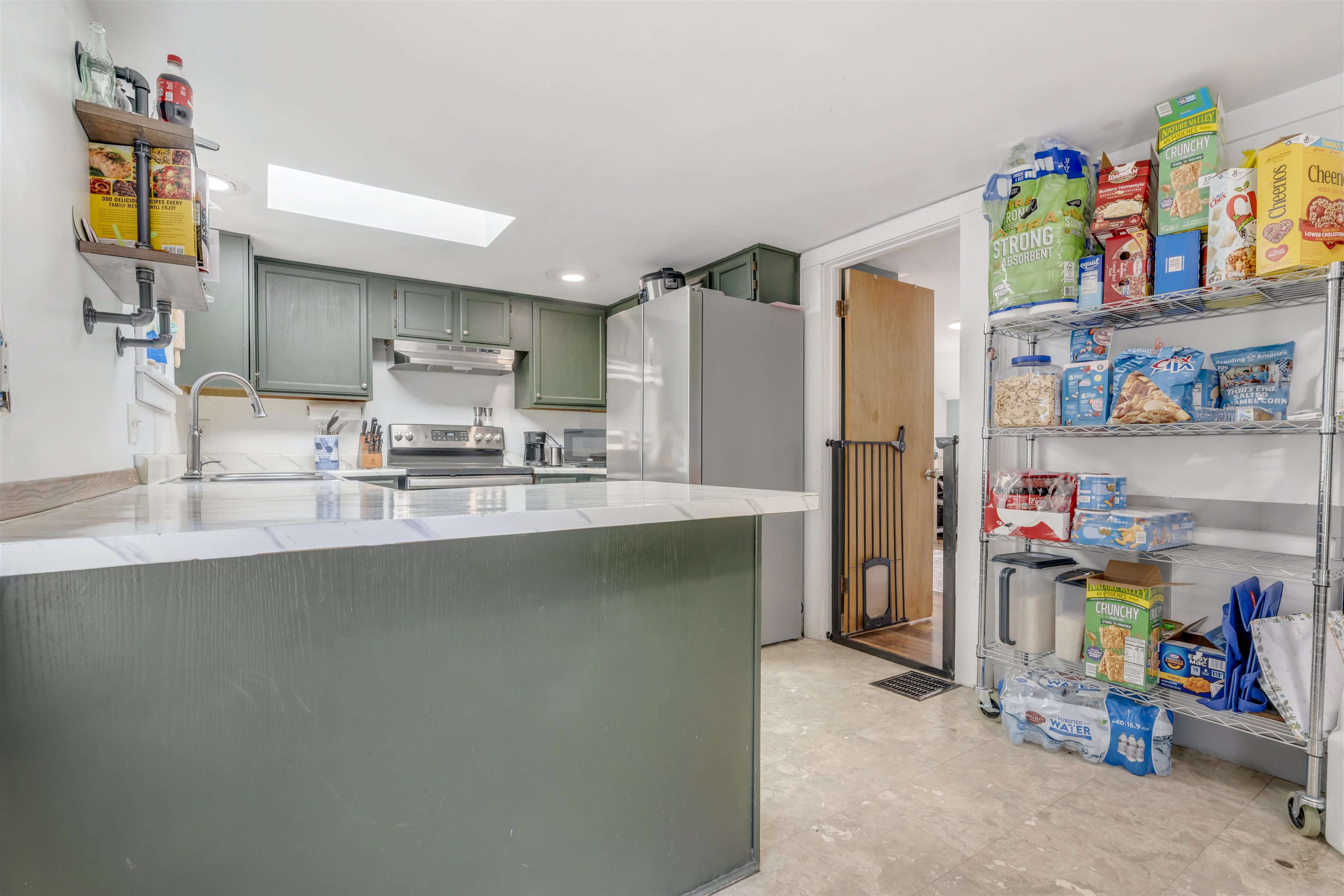 93 Old Dover Point Road, Unit A Dover, NH 03820 - Photo 6 of 23 Gallery Image 6