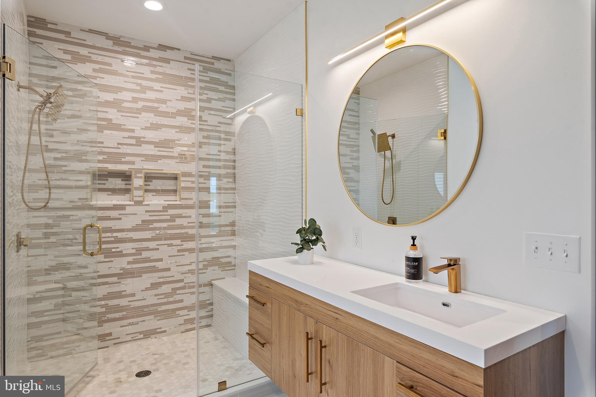 2452 Bennett Point Road Queenstown, MD 21658 - Photo 65 of 108 2nd BR ensuite BA