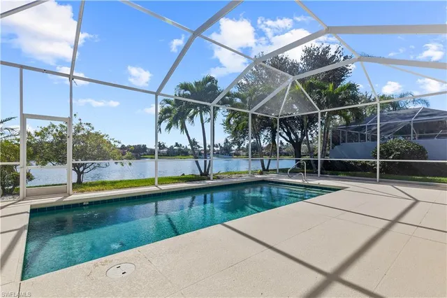 $675,000 | 3790 Whidbey Way, Naples, FL 34119