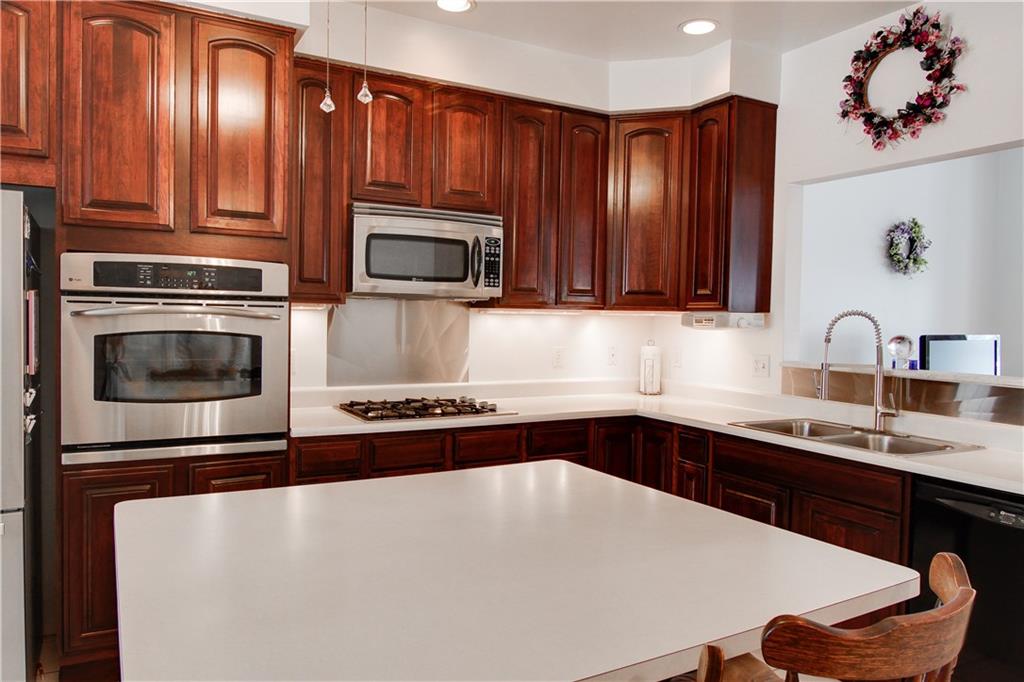 15 Revo Road Baldwin, PA 15236 - Photo 11 of 25 Gallery Image 11