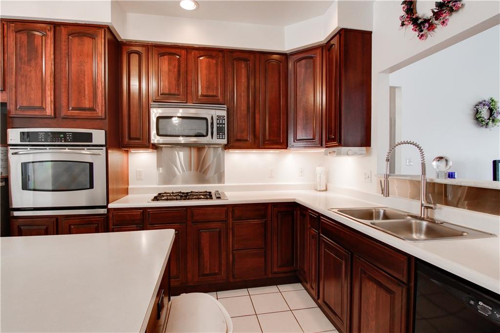 15 Revo Road Baldwin, PA 15236 - Photo 14 of 25 Gallery Image 14