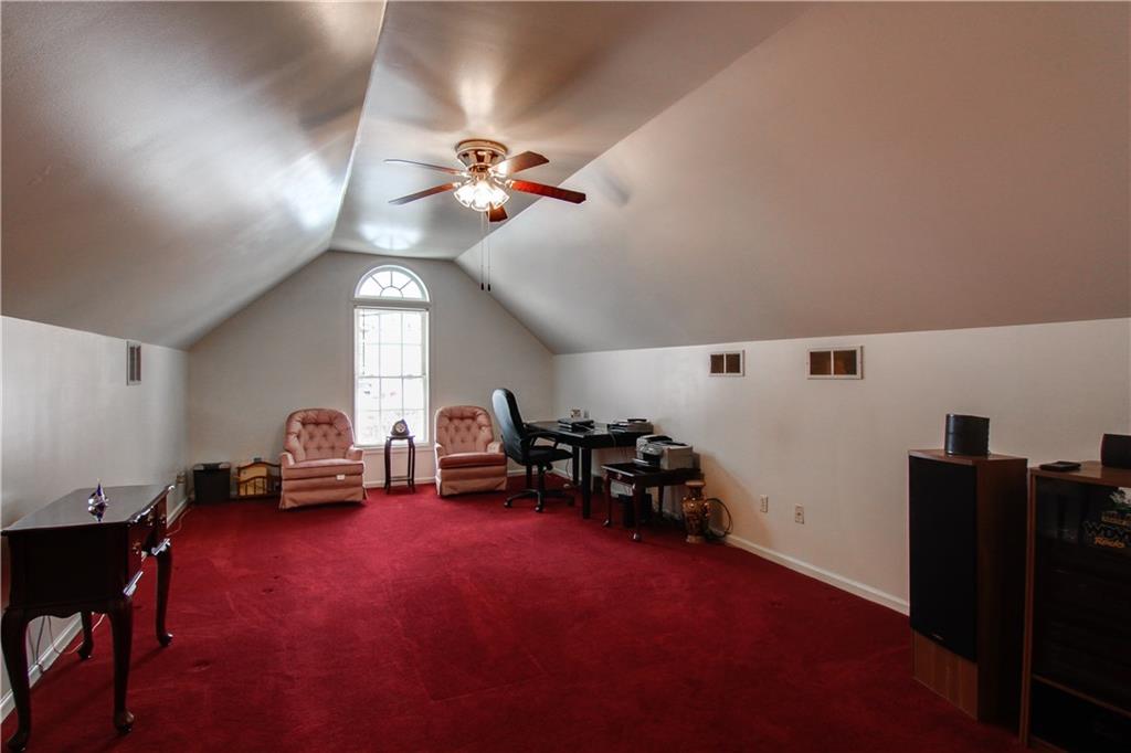 15 Revo Road Baldwin, PA 15236 - Photo 21 of 25 Gallery Image 21