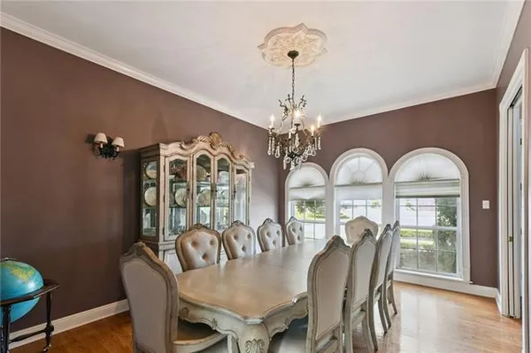 $579,900 | 3501 Lake Kristin Drive, Gretna, LA 70056