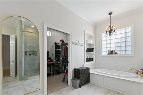 $579,900 | 3501 Lake Kristin Drive, Gretna, LA 70056