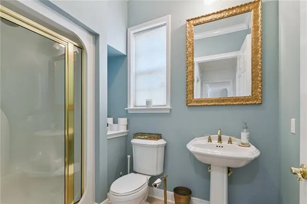 $579,900 | 3501 Lake Kristin Drive, Gretna, LA 70056