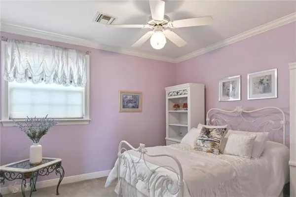 $579,900 | 3501 Lake Kristin Drive, Gretna, LA 70056