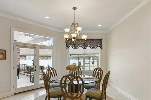 $579,900 | 3501 Lake Kristin Drive, Gretna, LA 70056