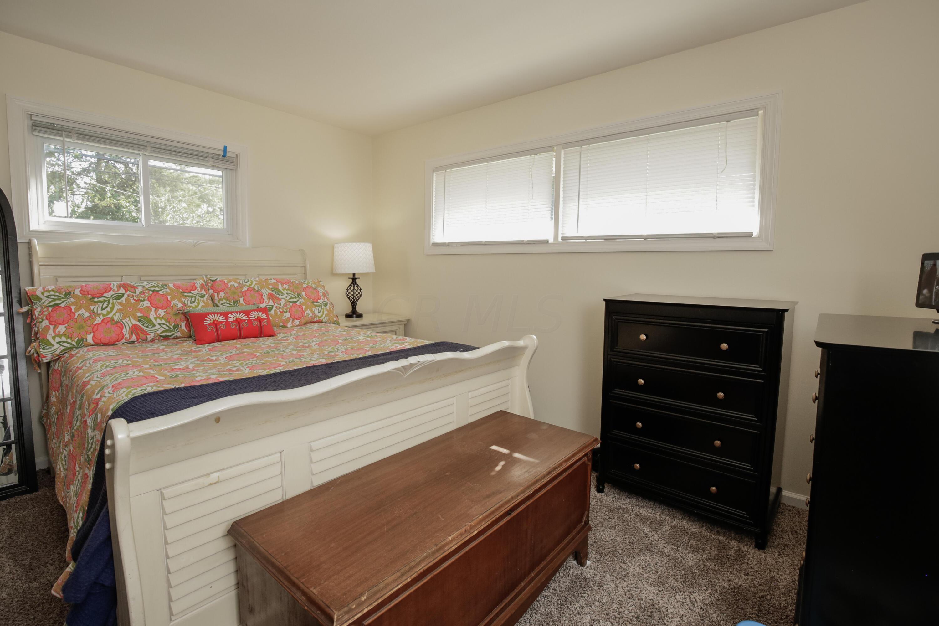4557 Grimsby Road Columbus, OH 43227 - Photo 18 of 43 Gallery Image 18