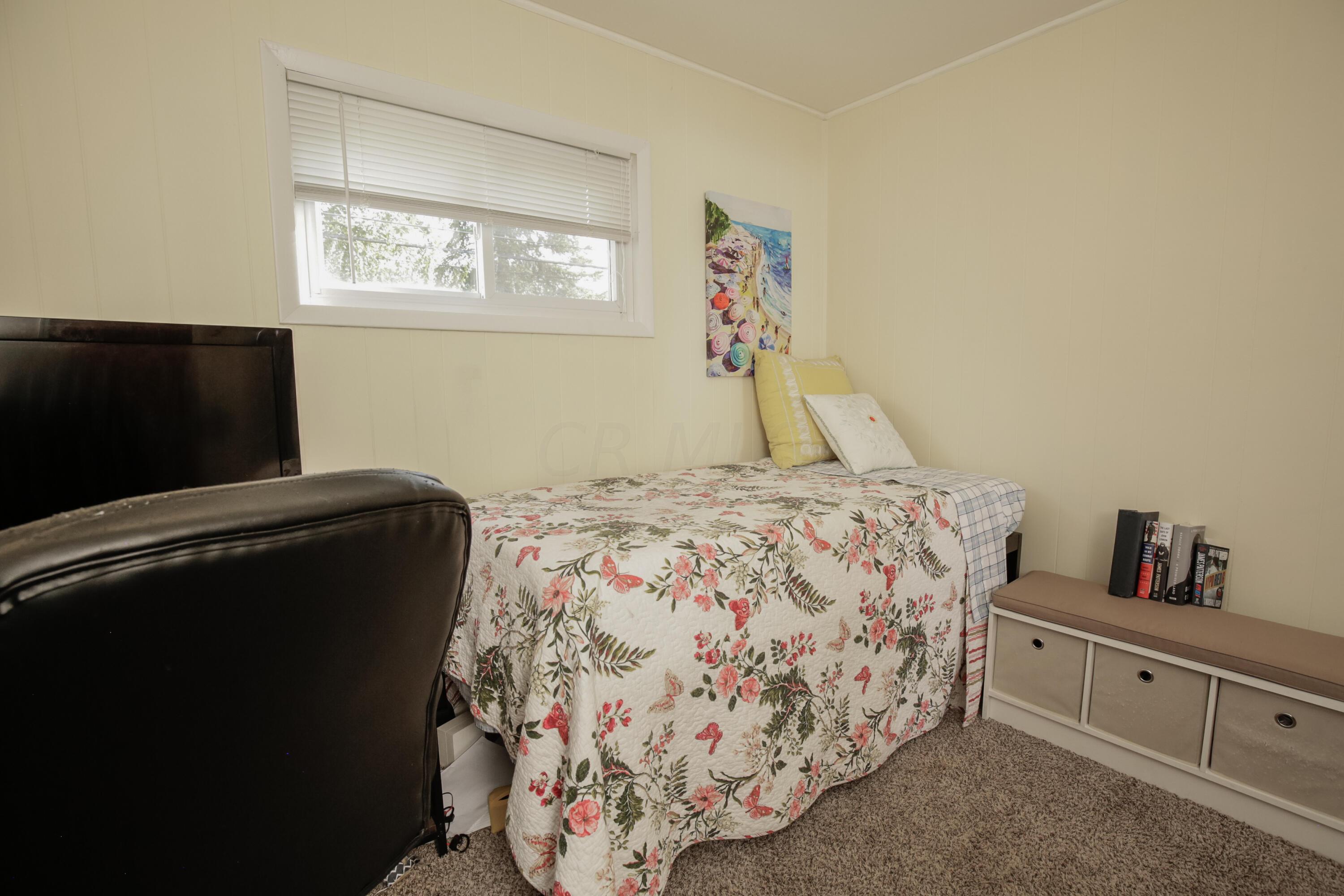 4557 Grimsby Road Columbus, OH 43227 - Photo 24 of 43 Gallery Image 24