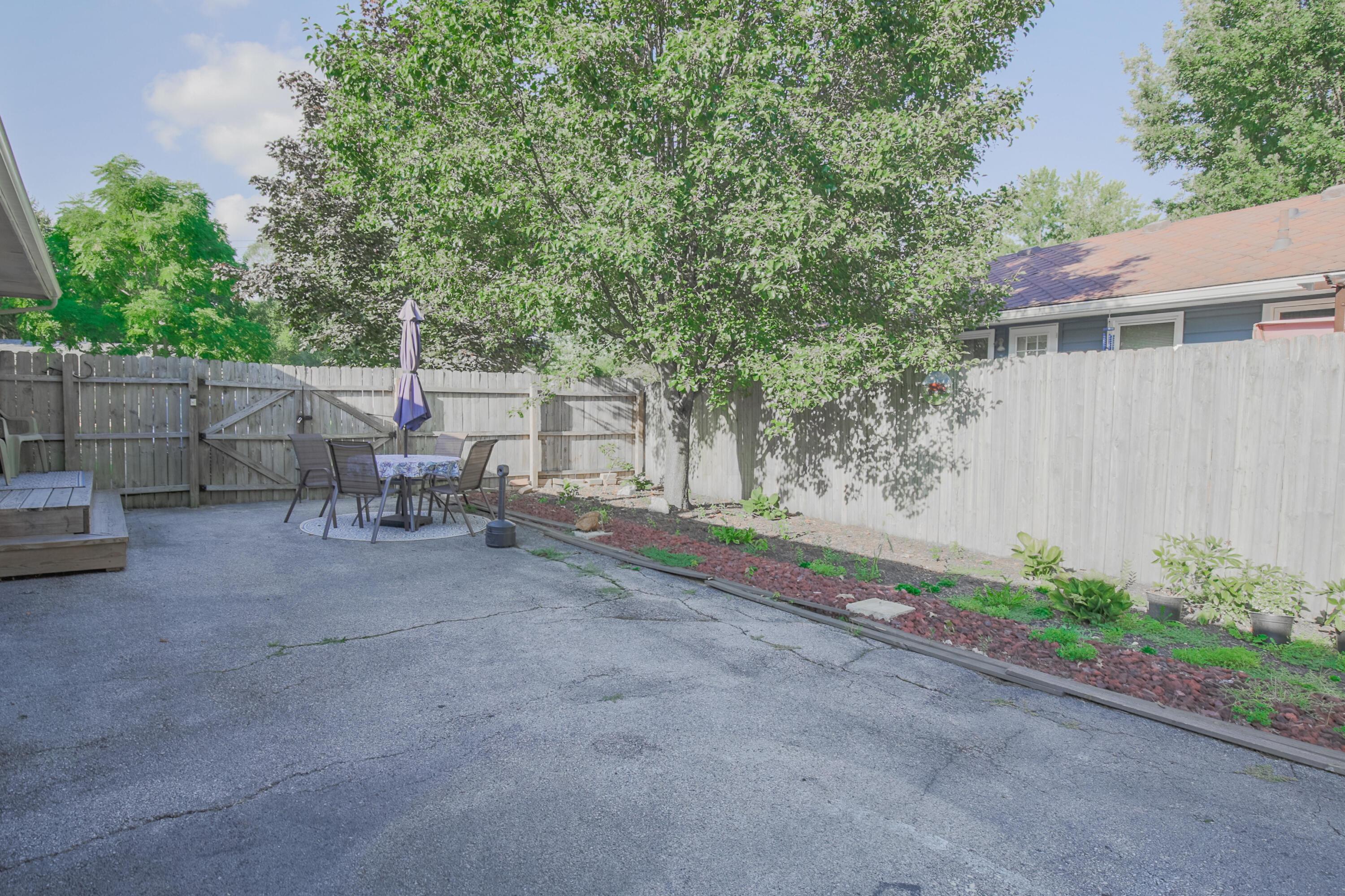 4557 Grimsby Road Columbus, OH 43227 - Photo 35 of 43 Gallery Image 35