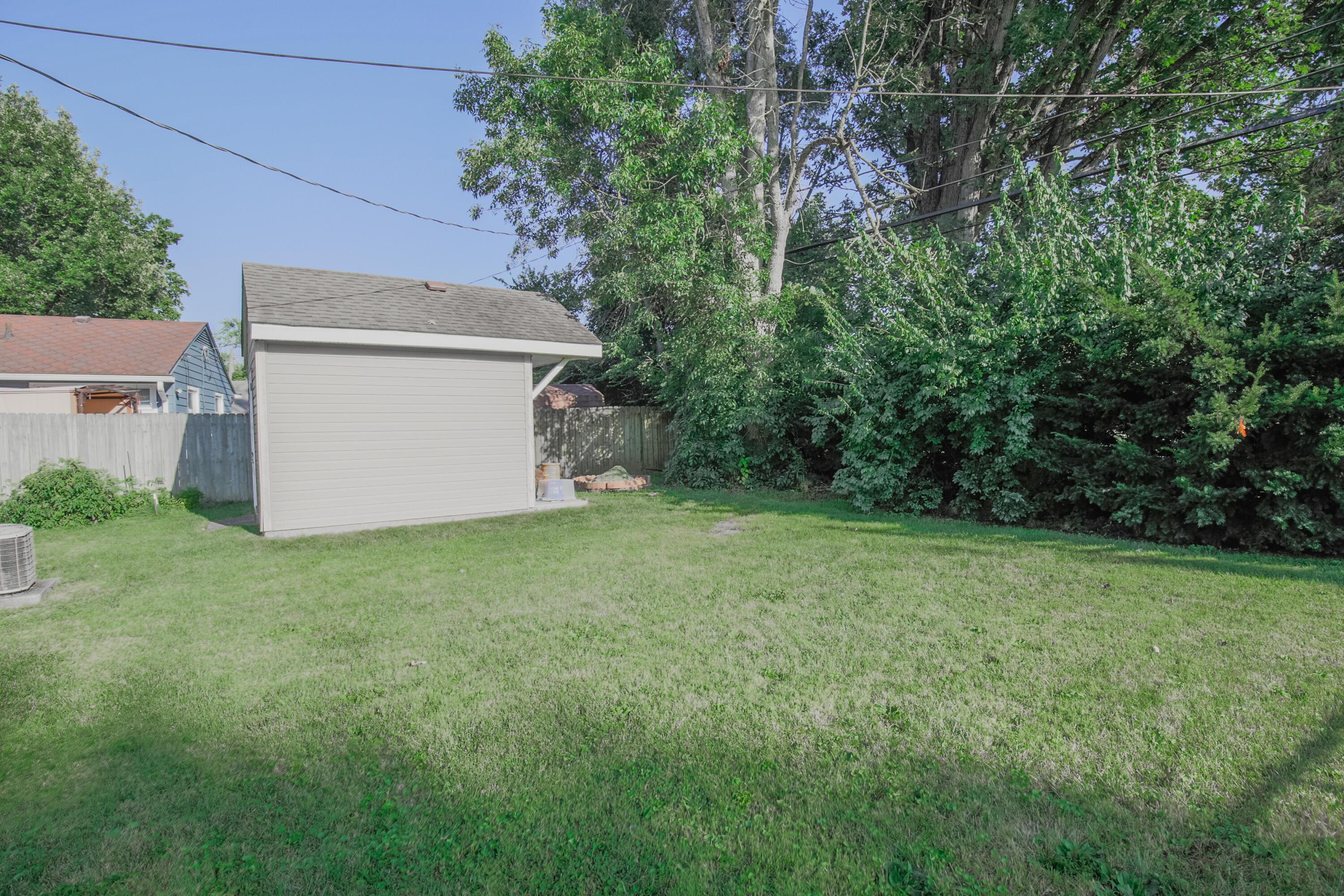 4557 Grimsby Road Columbus, OH 43227 - Photo 40 of 43 Gallery Image 40