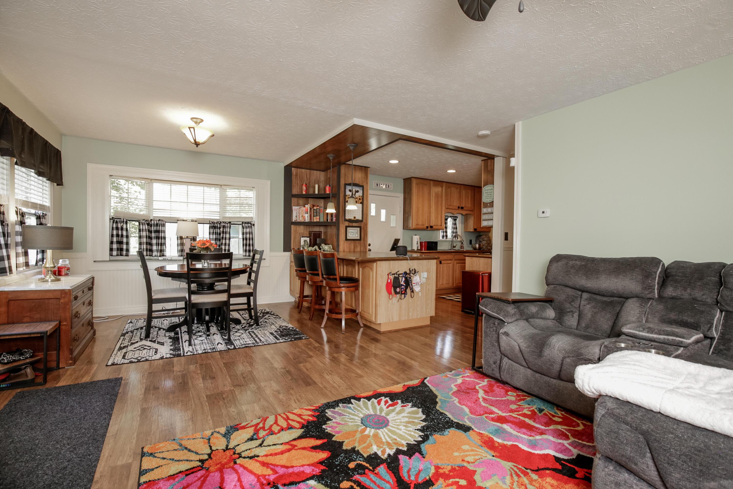 4557 Grimsby Road Columbus, OH 43227 - Photo 7 of 43 Gallery Image 7