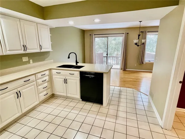 $2,750 | 48 Colonial Circle, Perinton, NY 14450