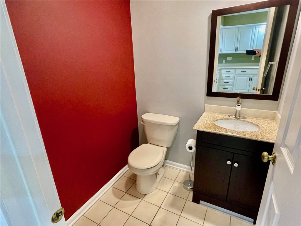 48 Colonial Circle Perinton, NY 14450 - Photo 19 of 50 Half Bath