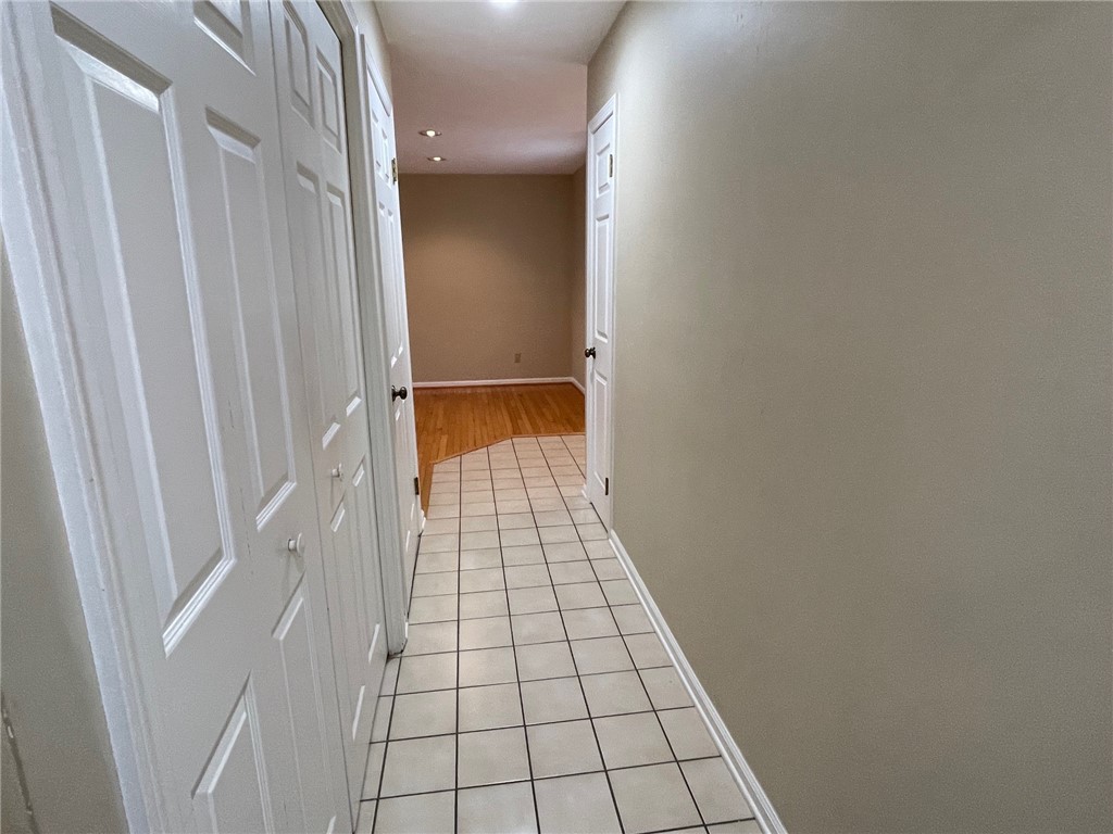 48 Colonial Circle Perinton, NY 14450 - Photo 20 of 50 Front Hall to Laundry on Left