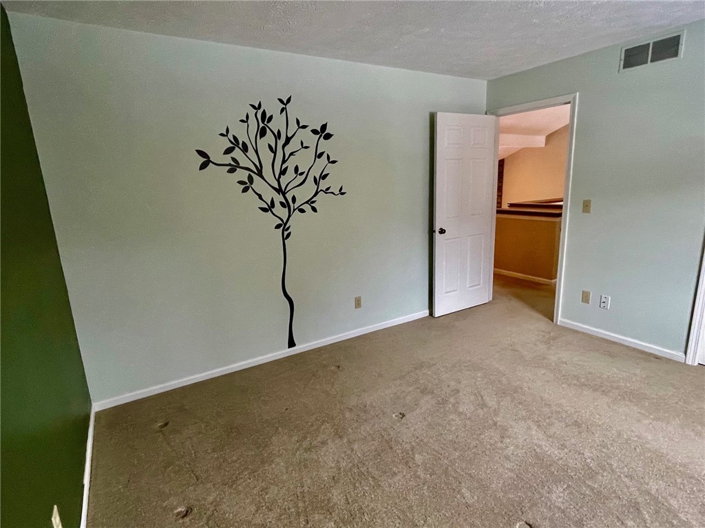 48 Colonial Circle Perinton, NY 14450 - Photo 36 of 50 Second Bedroom