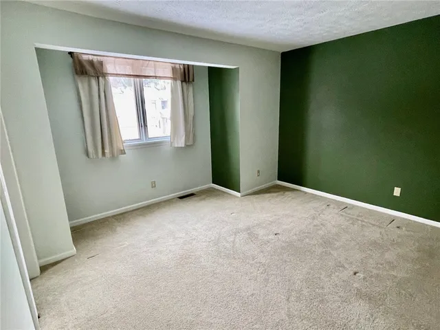 $2,750 | 48 Colonial Circle, Perinton, NY 14450