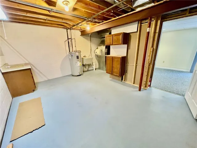 $2,750 | 48 Colonial Circle, Perinton, NY 14450