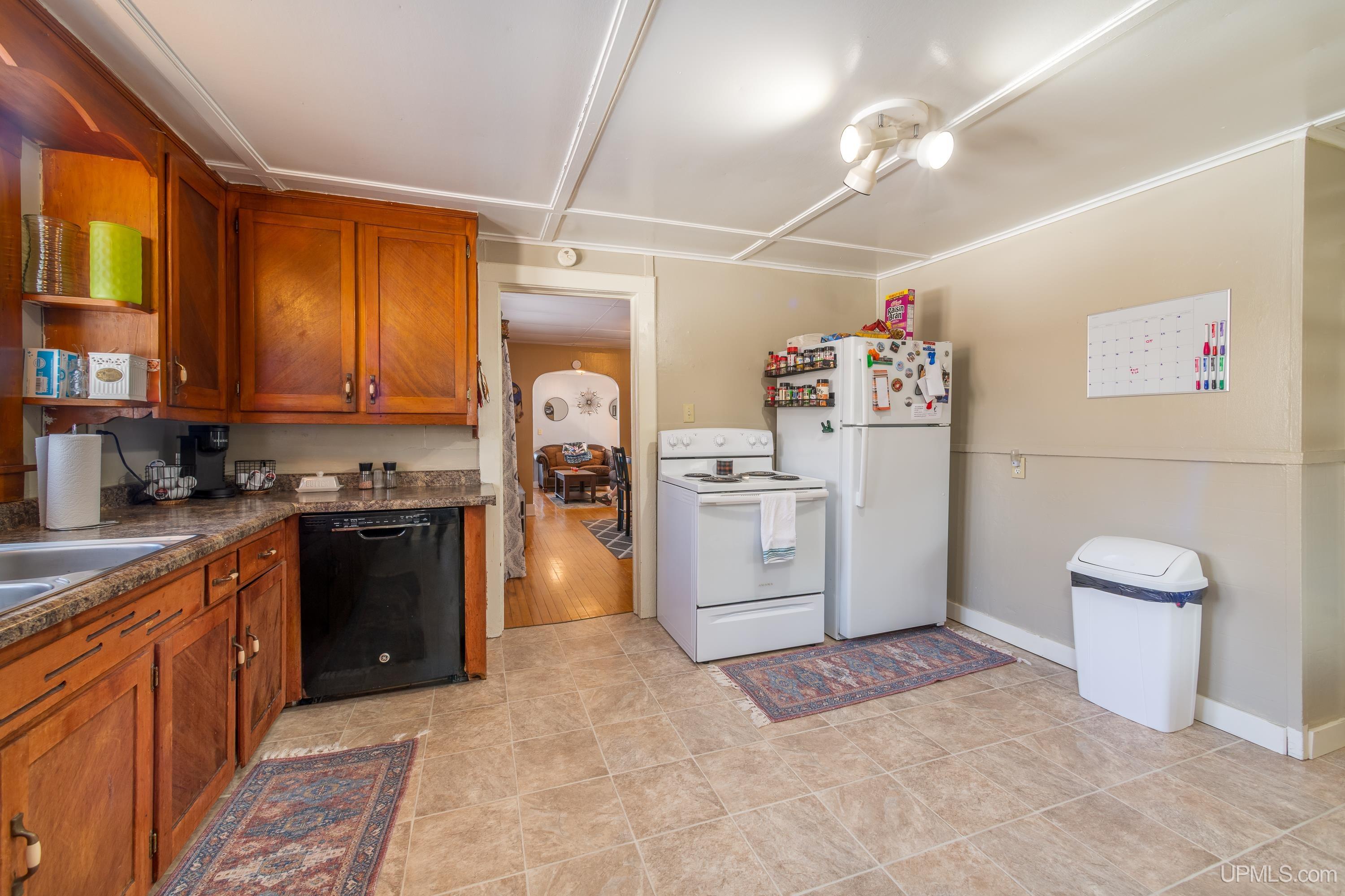 630 Wabash Street Ishpeming, MI 49849 - Photo 6 of 33