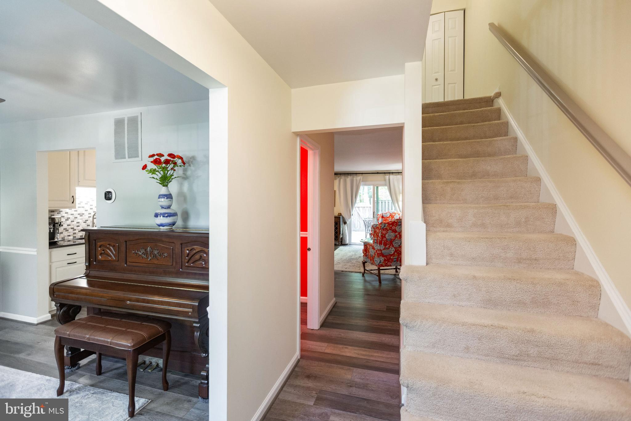 2431 Alsop Court Reston, VA 20191 - Photo 3 of 34 Entry Hall, Stairs, & Living Room