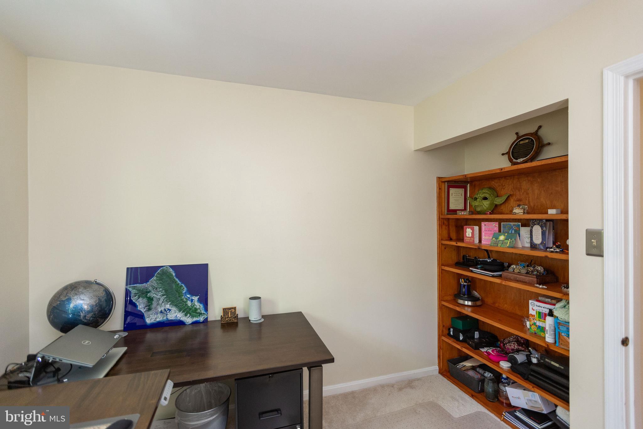 2431 Alsop Court Reston, VA 20191 - Photo 26 of 34 Large Recess is Perfect for a Bookcase
