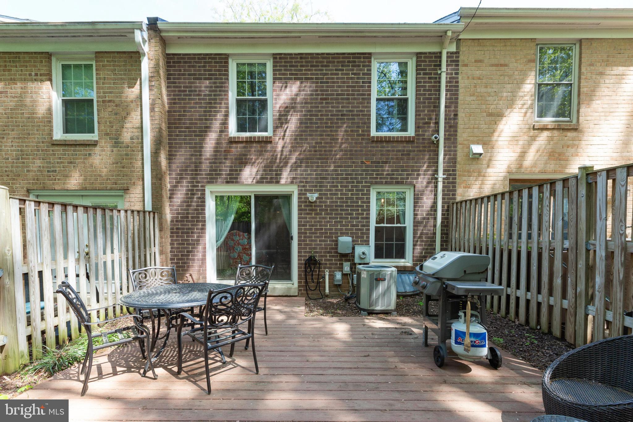 2431 Alsop Court Reston, VA 20191 - Photo 34 of 34 Three Season Enjoyment Here