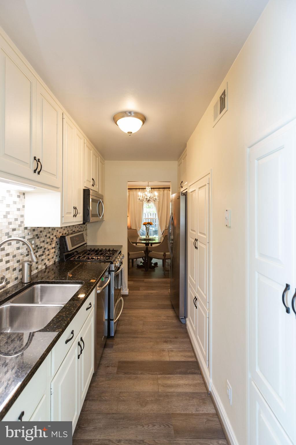 2431 Alsop Court Reston, VA 20191 - Photo 8 of 34 Ample Storage with Slow Close Drawers