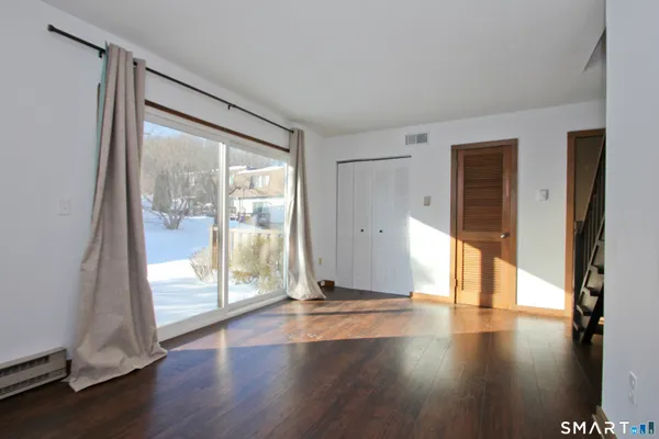 $2,000 | 29 Salmon Run, Unit 29, Suffield, CT 06078