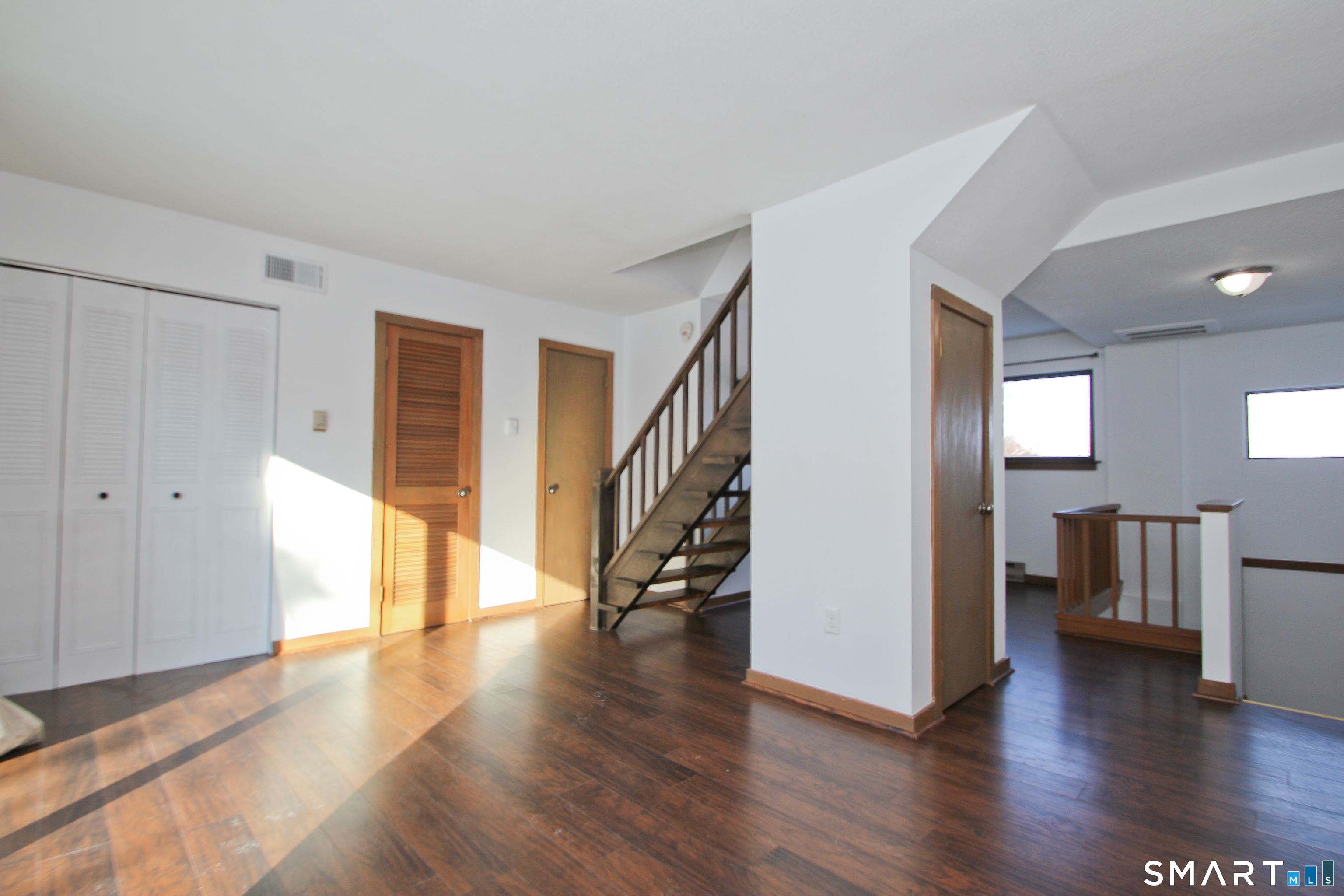 29 Salmon Run, Unit 29 Suffield, CT 06078 - Photo 4 of 23