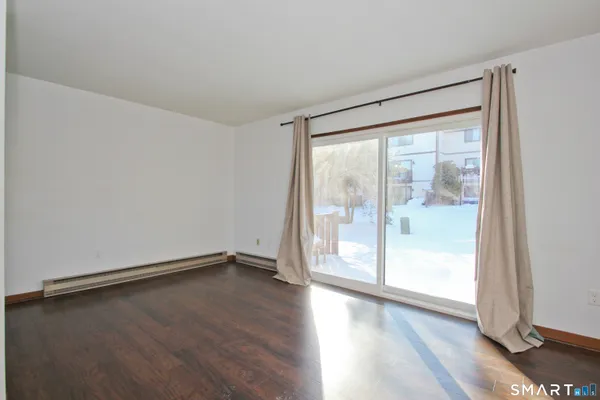 $2,000 | 29 Salmon Run, Unit 29, Suffield, CT 06078