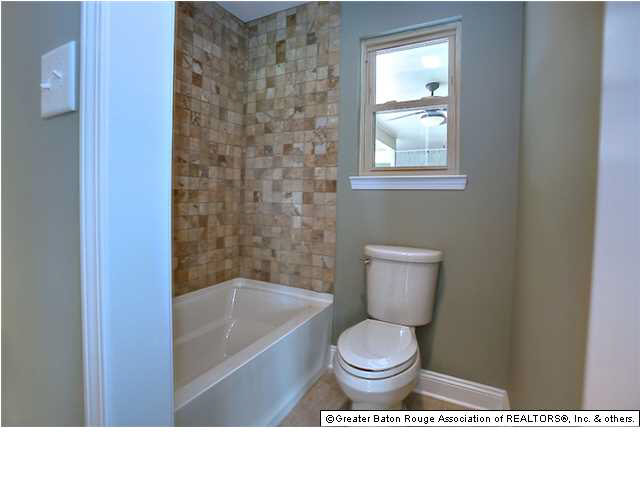 12816 Country Ridge Avenue Baton Rouge, LA 70816 - Photo 14 of 24