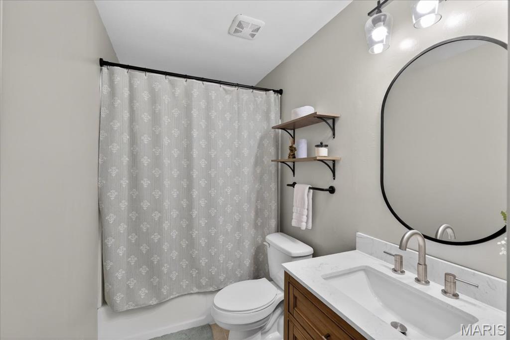 365 Palermo Drive Ballwin, MO 63021 - Photo 19 of 35