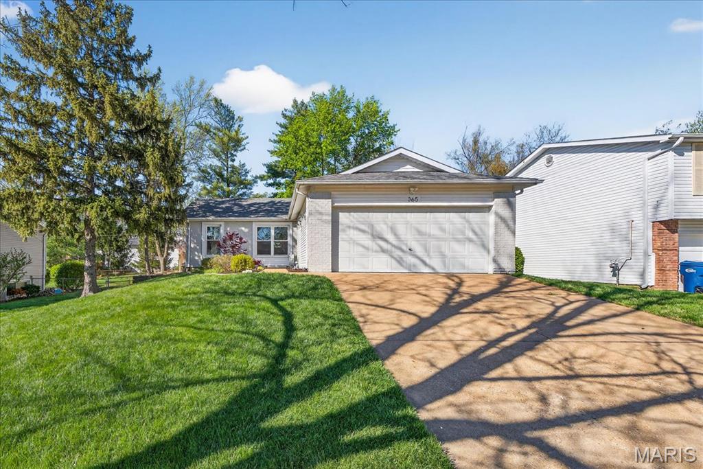 365 Palermo Drive Ballwin, MO 63021 - Photo 2 of 35