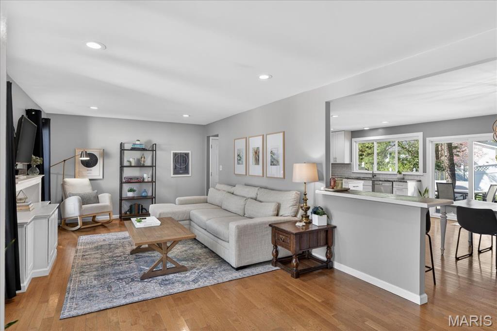 365 Palermo Drive Ballwin, MO 63021 - Photo 4 of 35