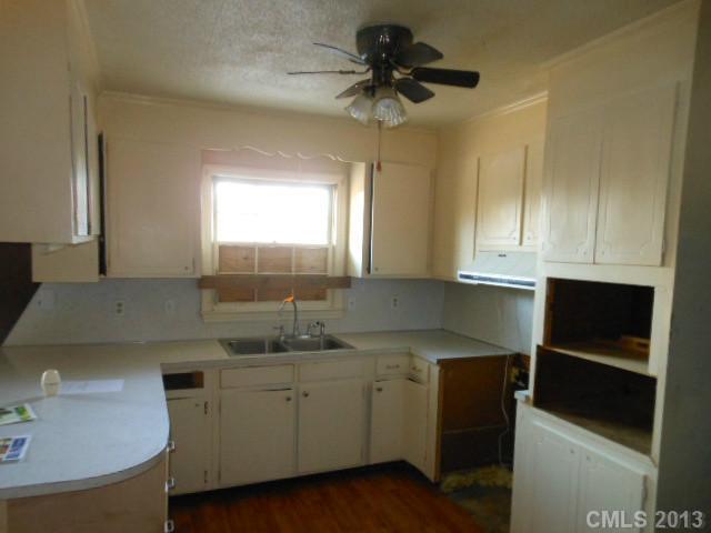 3517 Linwood Road Gastonia, NC 28052 - Photo 2 of 13 Gallery Image 2