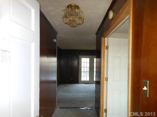 3517 Linwood Road Gastonia, NC 28052 - Photo 4 of 13 Gallery Image 4