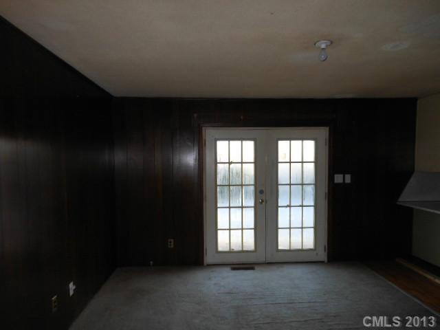 3517 Linwood Road Gastonia, NC 28052 - Photo 5 of 13 Gallery Image 5