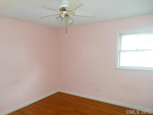 3517 Linwood Road Gastonia, NC 28052 - Photo 7 of 13 Gallery Image 7