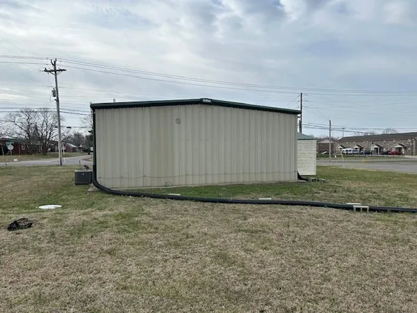 $130,000 | 181 State Line Road, Oak Grove, KY 42262