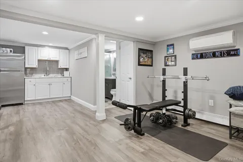 $949,999 | 272 Hamilton Avenue, Massapequa, NY 11758