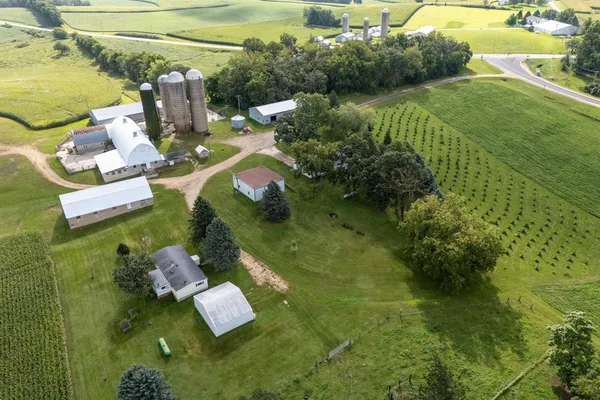 $1,775,000 | 2542 County Rd P Road, Verona, WI 53593