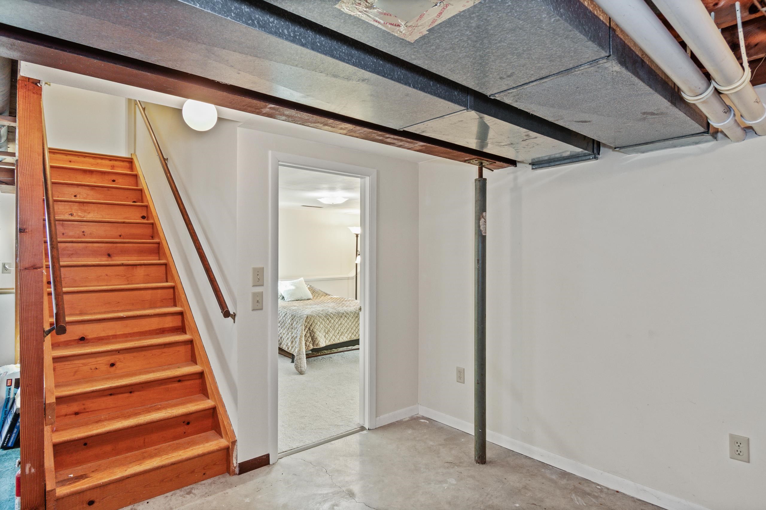 2542 County Rd P Road Verona, WI 53593 - Photo 73 of 103