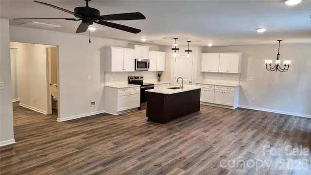 $369,900 | 2508 Lazy Oak Drive, Lancaster, SC 29720