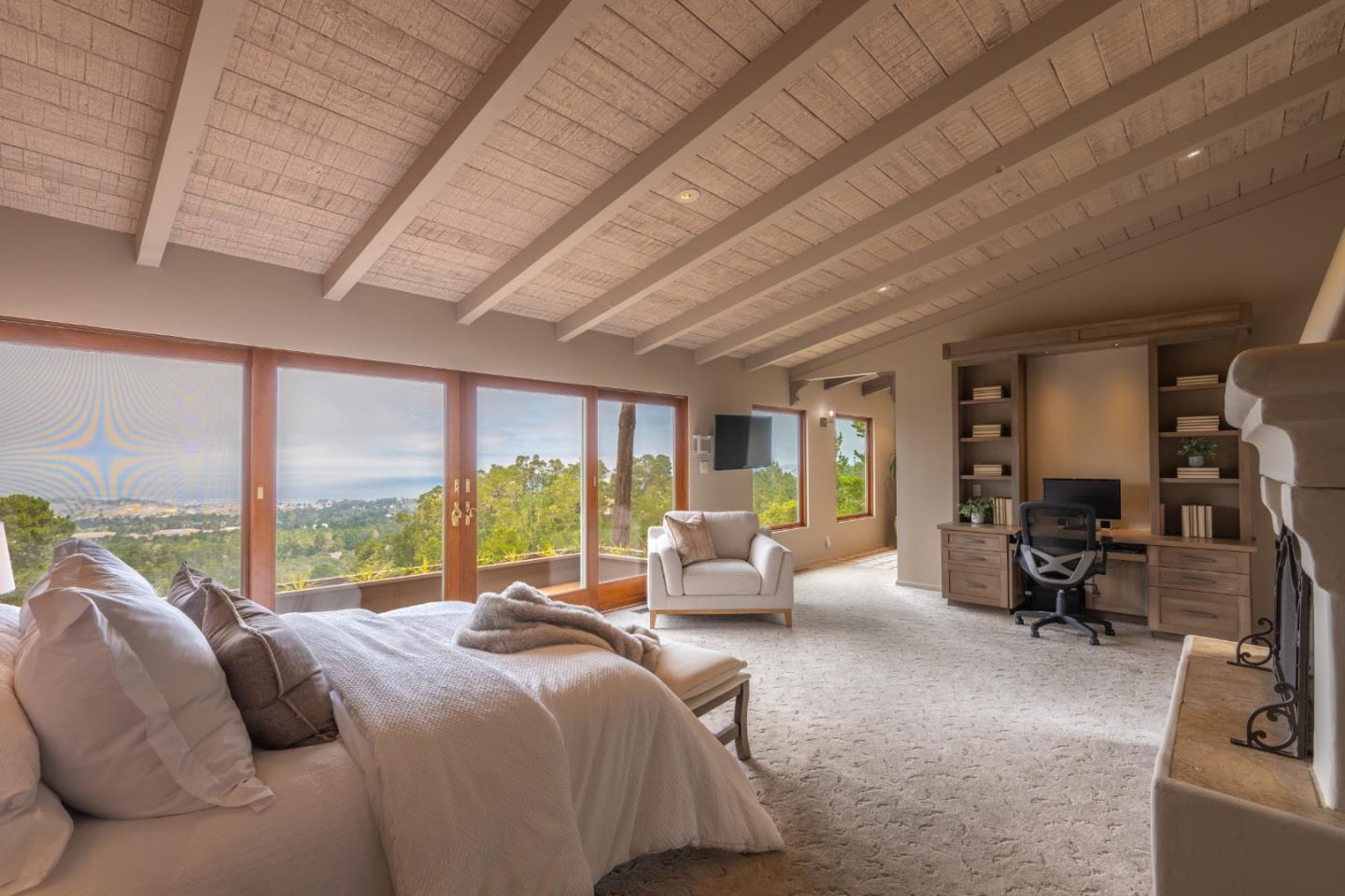 534 Aguajito Road Carmel, CA 93923 - Photo 24 of 47