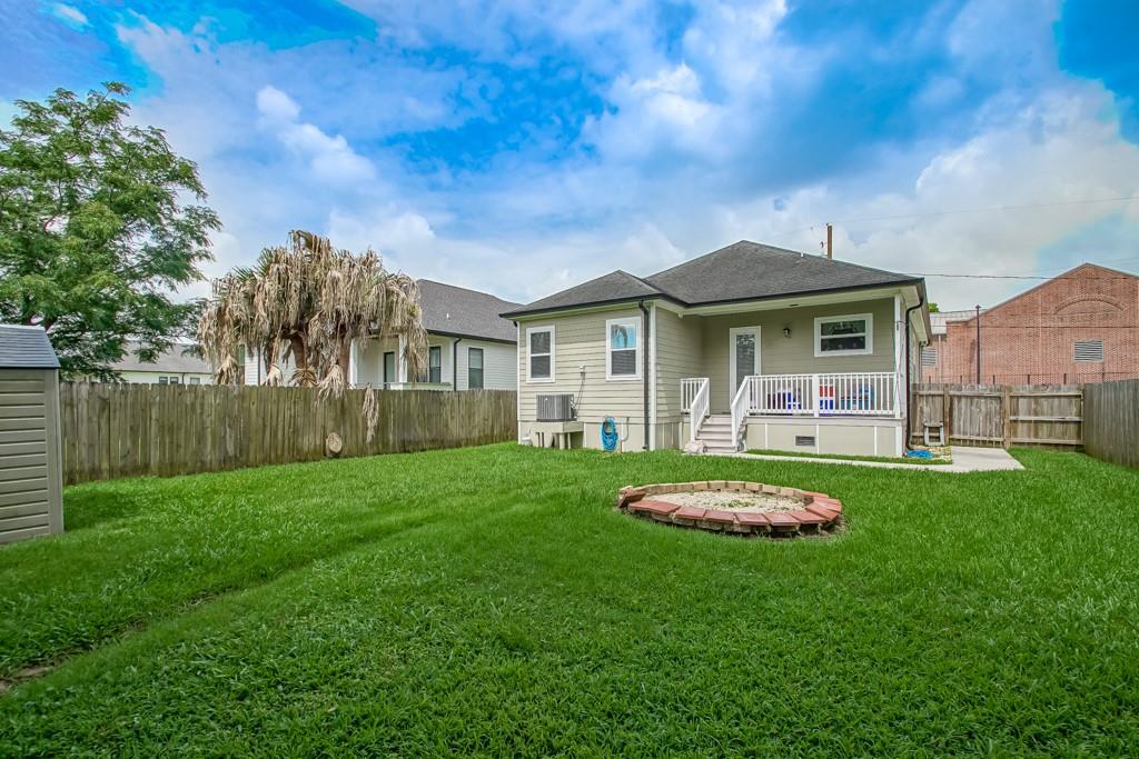 2217 Angela Street Arabi, LA 70032 - Photo 21 of 26