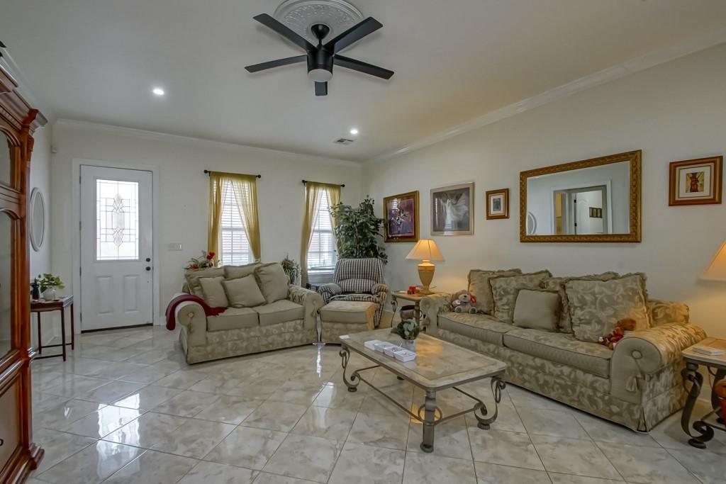 2217 Angela Street Arabi, LA 70032 - Photo 6 of 26