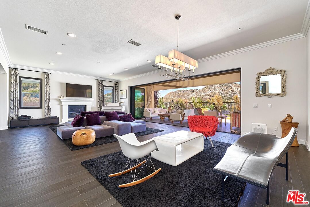 24950 Old Stone Way Stevenson Ranch, CA 91381 - Photo 20 of 59
