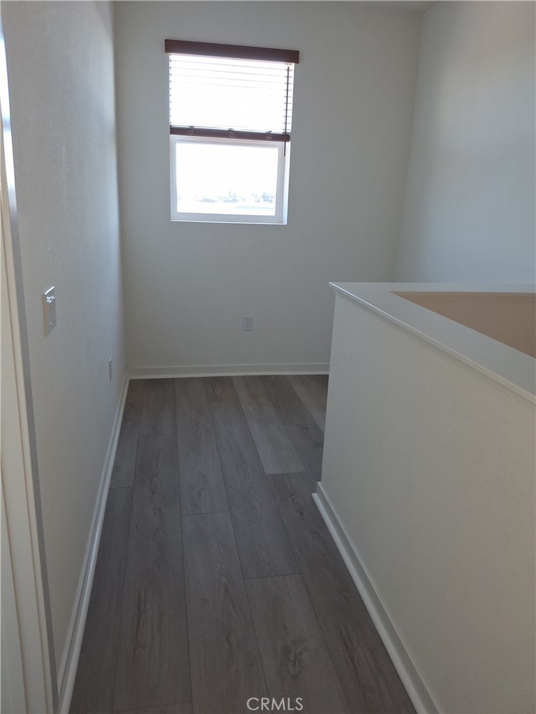 10776 Telegraph Road Ventura, CA 93004 - Photo 19 of 36 Upstairs Landing Large Enough for a Desk