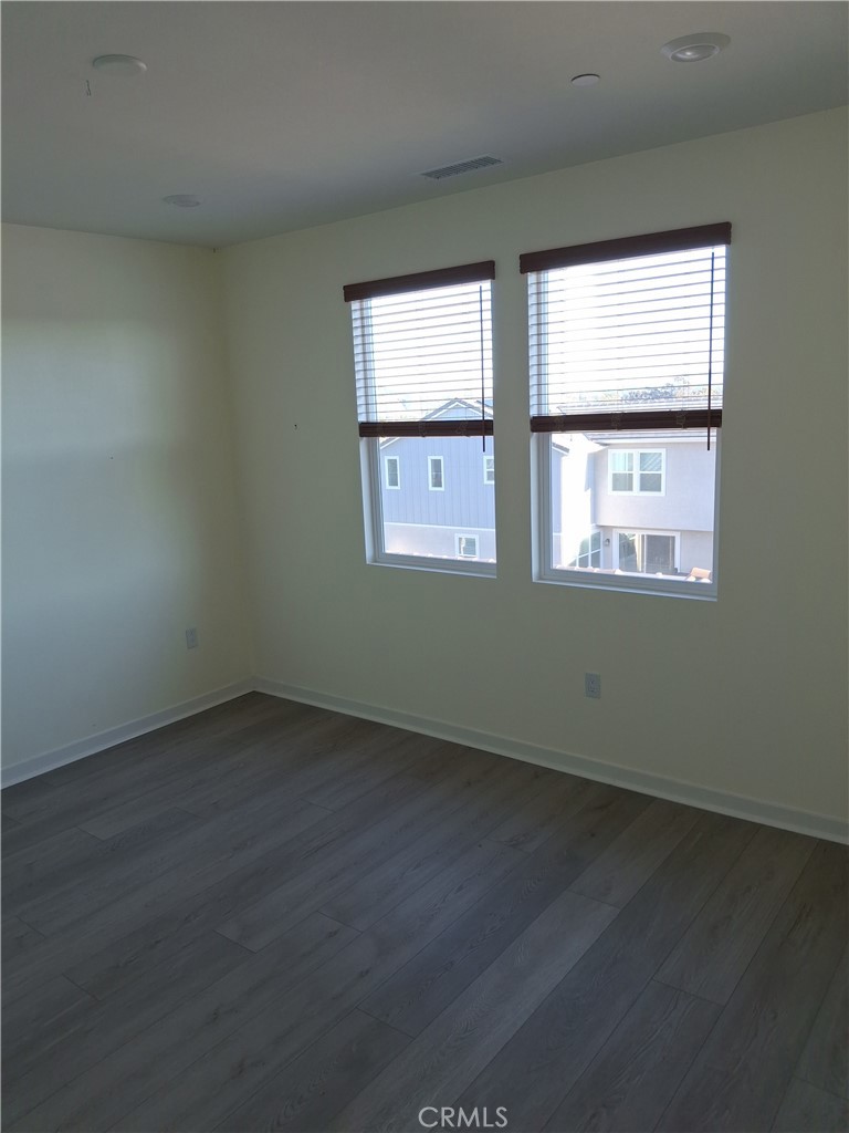 10776 Telegraph Road Ventura, CA 93004 - Photo 20 of 36 Master Suite