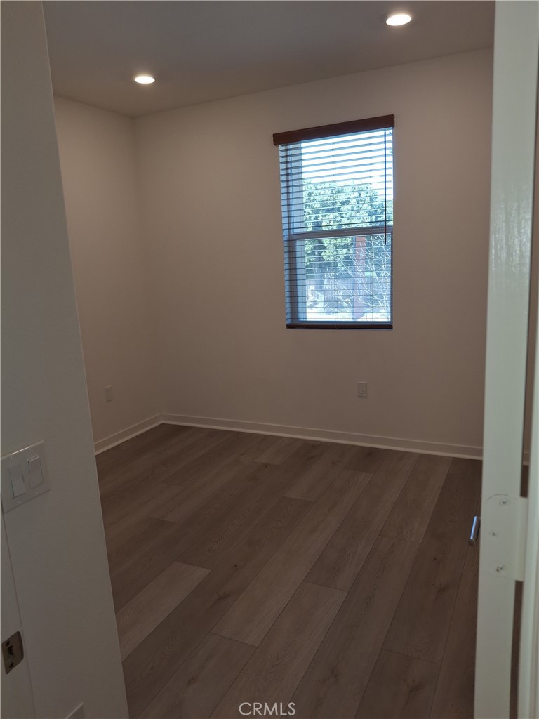 10776 Telegraph Road Ventura, CA 93004 - Photo 27 of 36 3rd Bedroom Upstairs